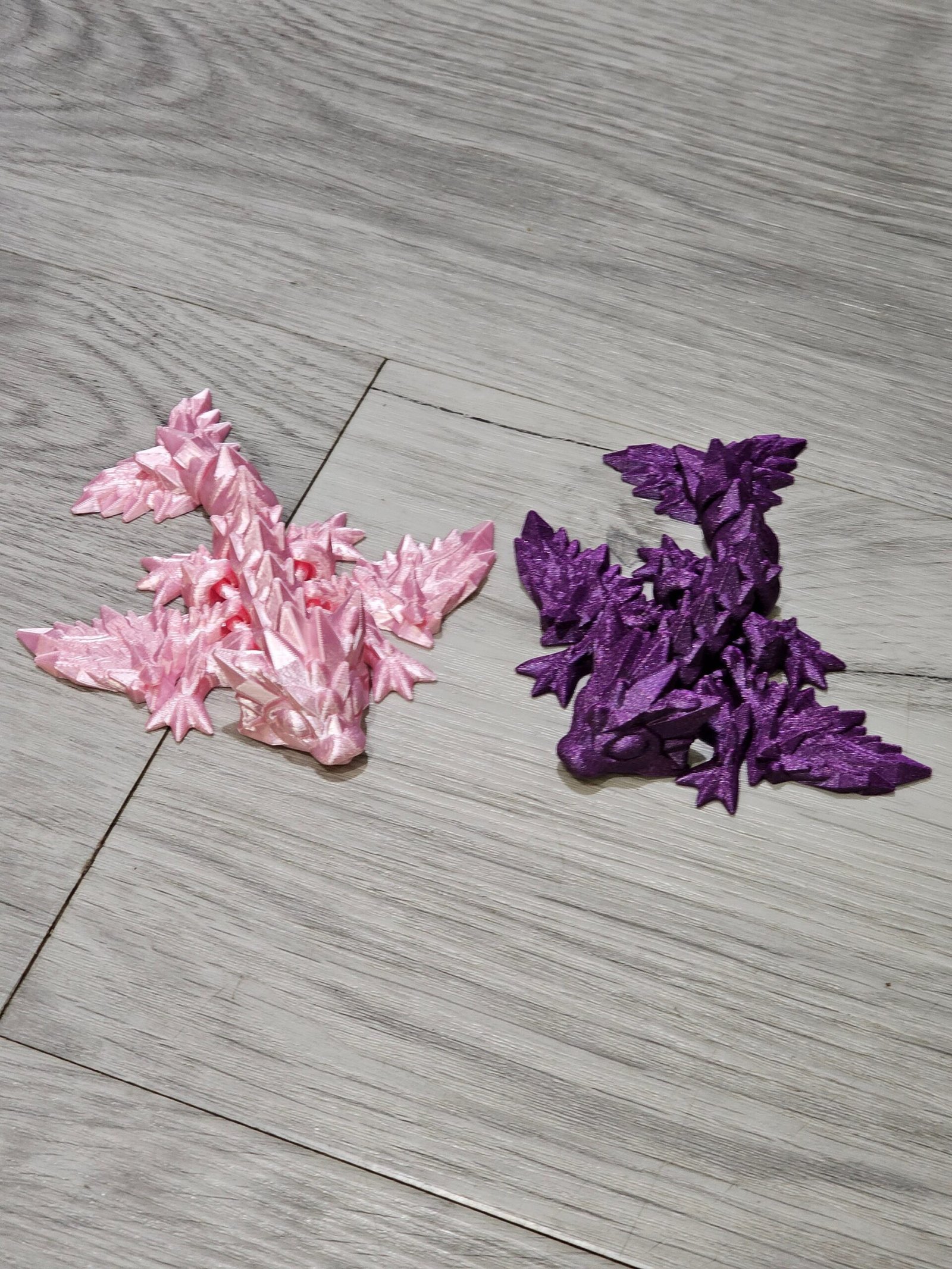 3D Printed Articulated Crystal Wing Wyvern Dragon with Egg: Fidget Toy - Image 3